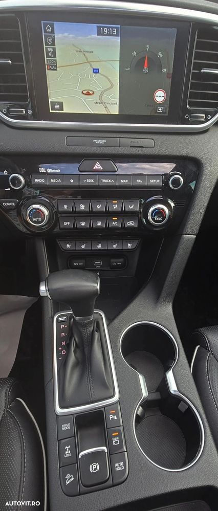 Kia Sportage 2.0 CRDI AWD Eco-Dynamics+ (48V M-H) Aut. GT LINE - 10