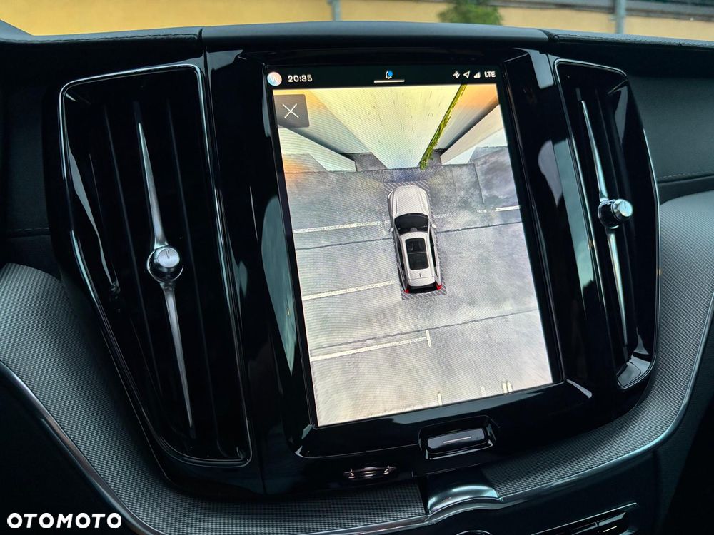 Volvo XC 60 - 30