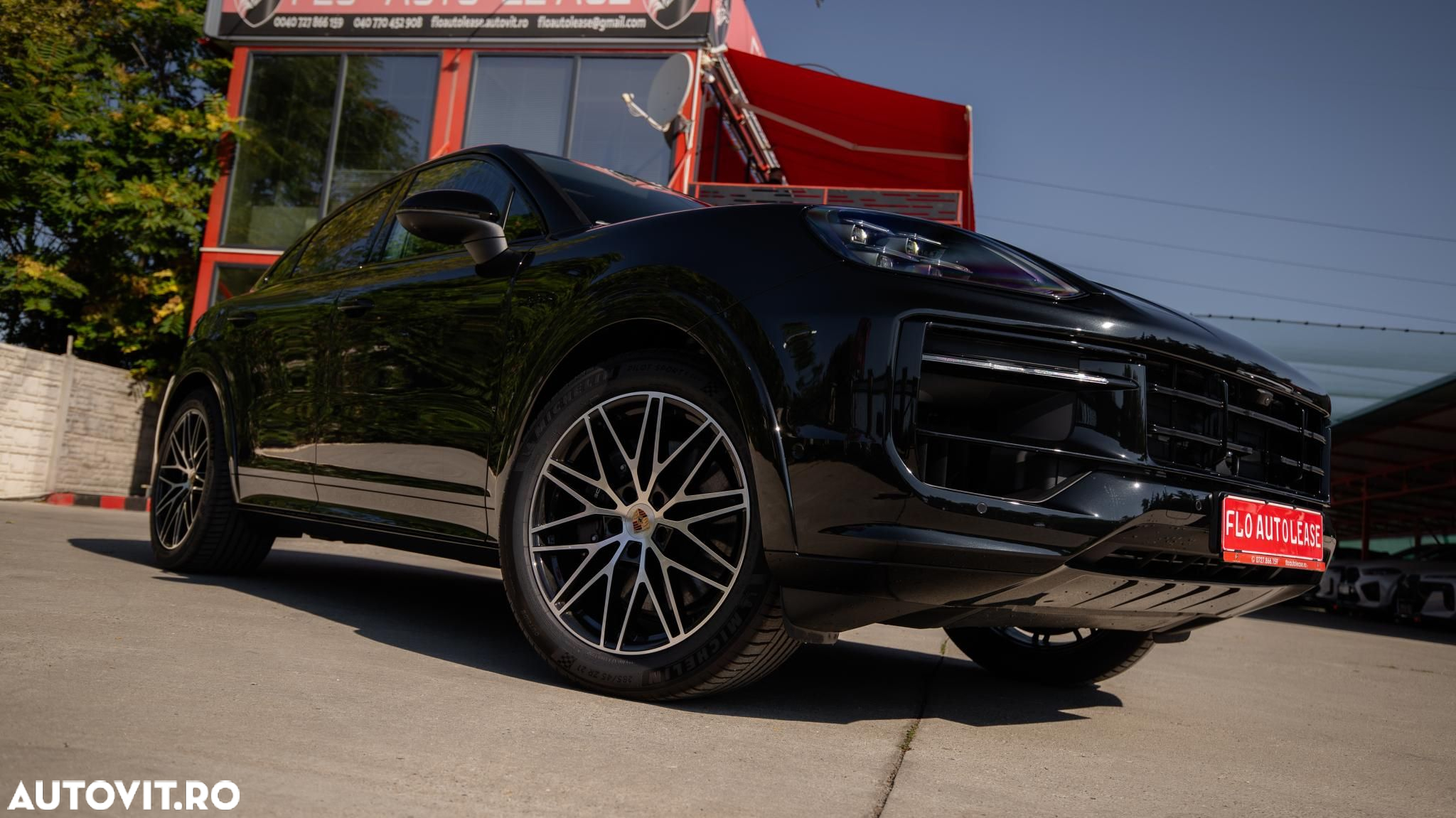 Porsche Cayenne - 5