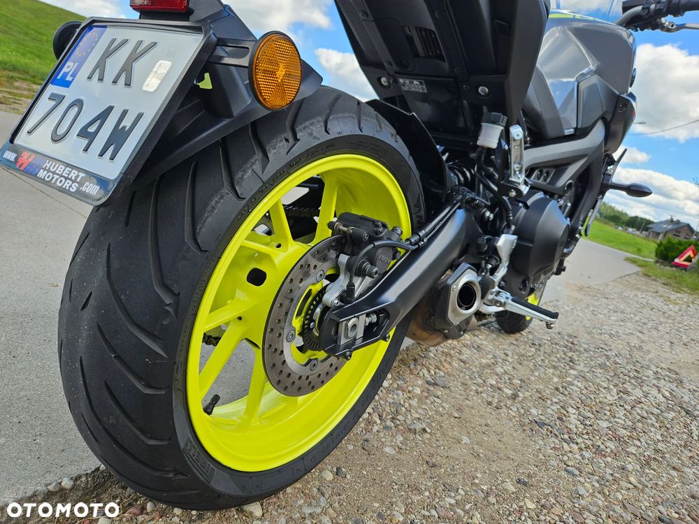 Yamaha MT - 15