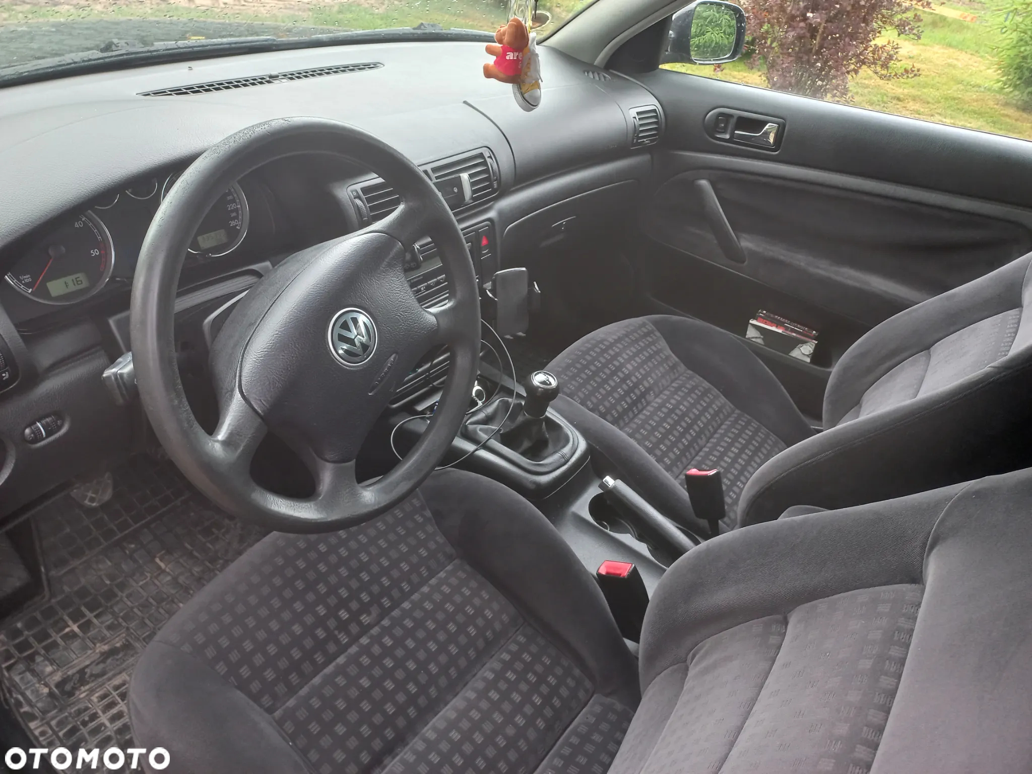 Volkswagen Passat 1.9 TDI - 7