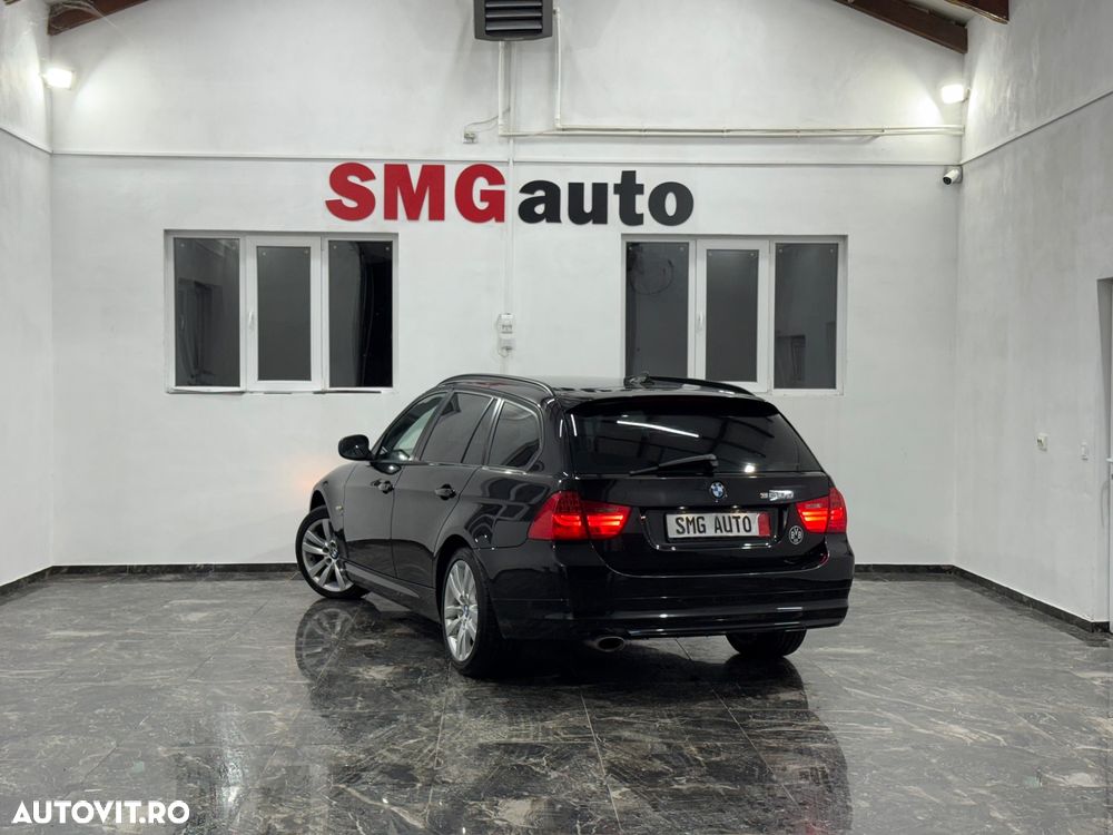 BMW Seria 3 320d xDrive DPF Touring Edition Exclusive - 3