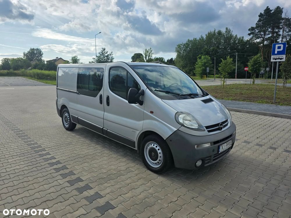 Opel Vivaro - 1