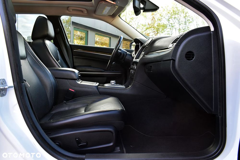 Chrysler 300 - 9