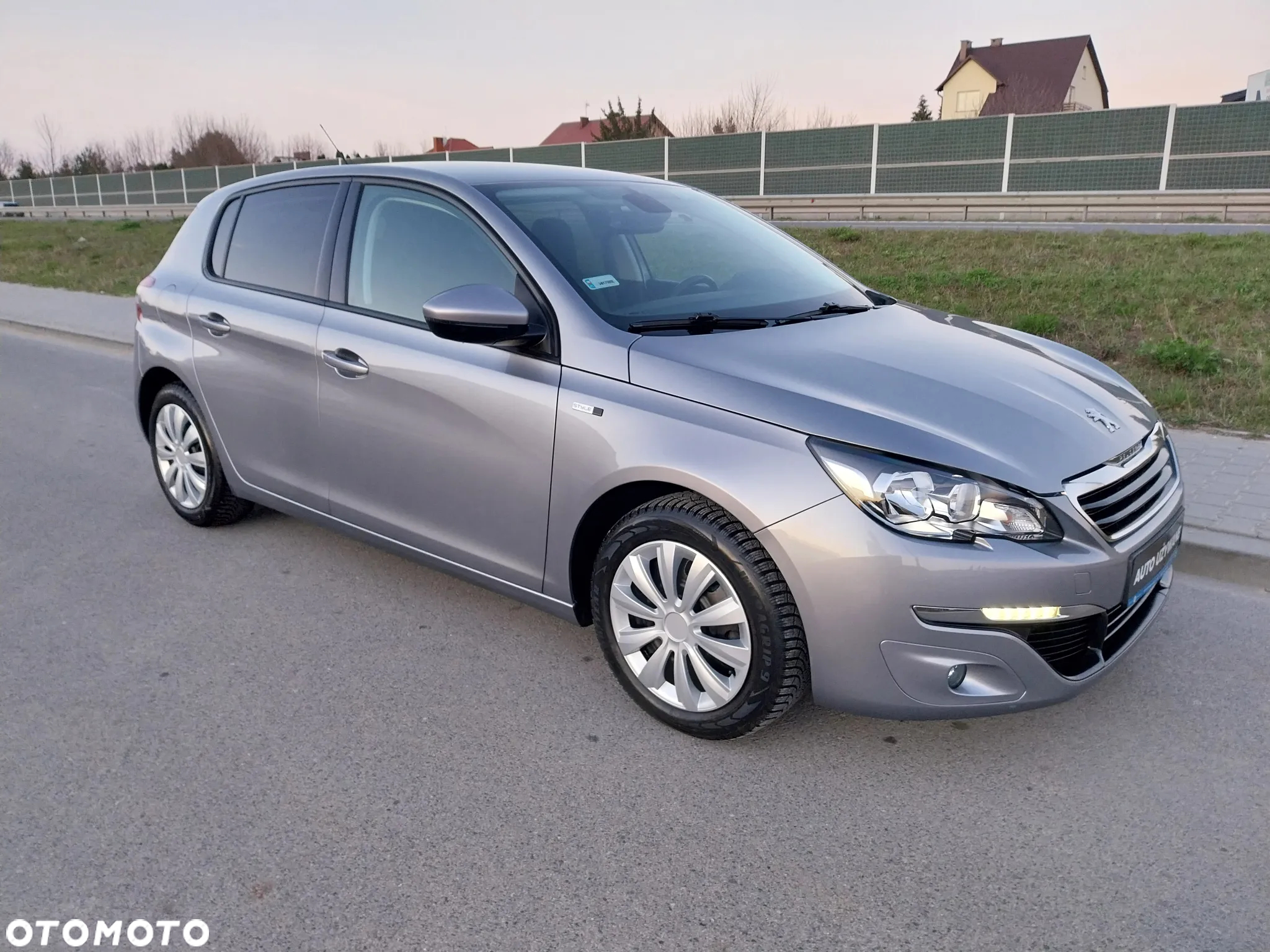 Peugeot 308 1.2 PureTech Style S&S - 25