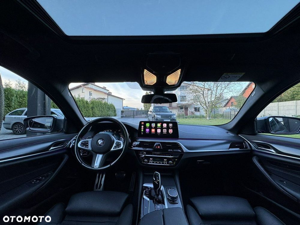 BMW Seria 5 530d xDrive M Sport Edition - 17