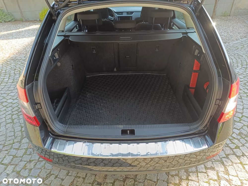 Skoda Octavia 1.6 TDI Ambition - 7