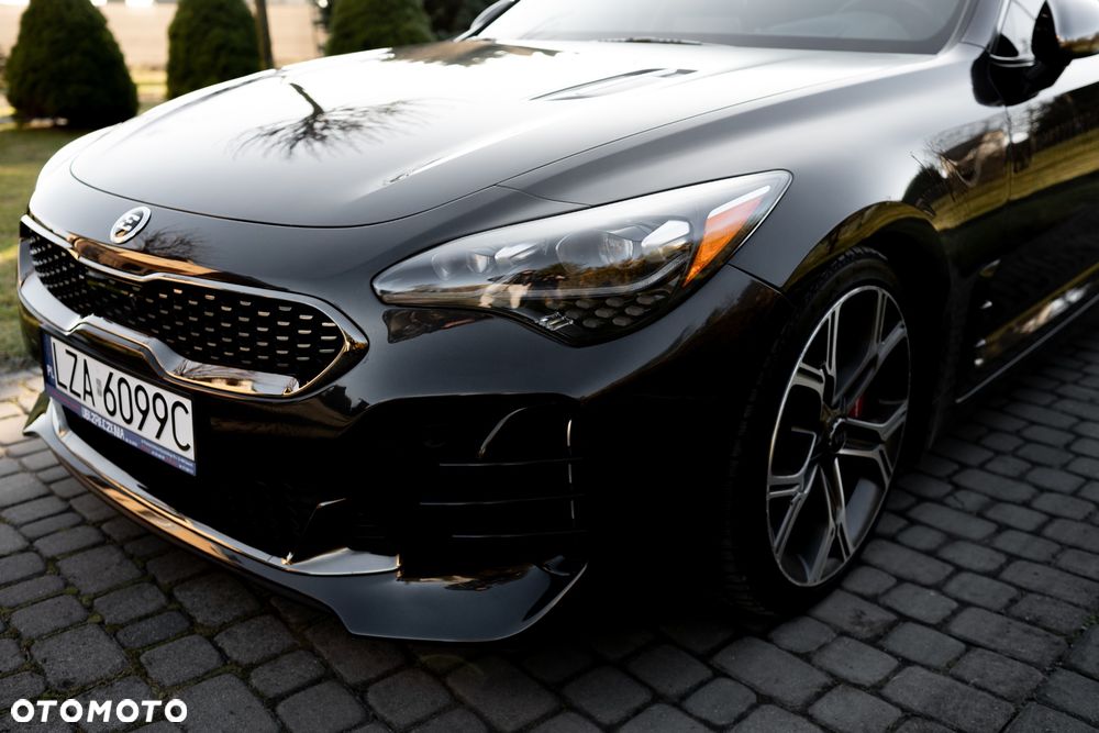 Kia Stinger 3.3 T-GDI V6 GT AWD - 14