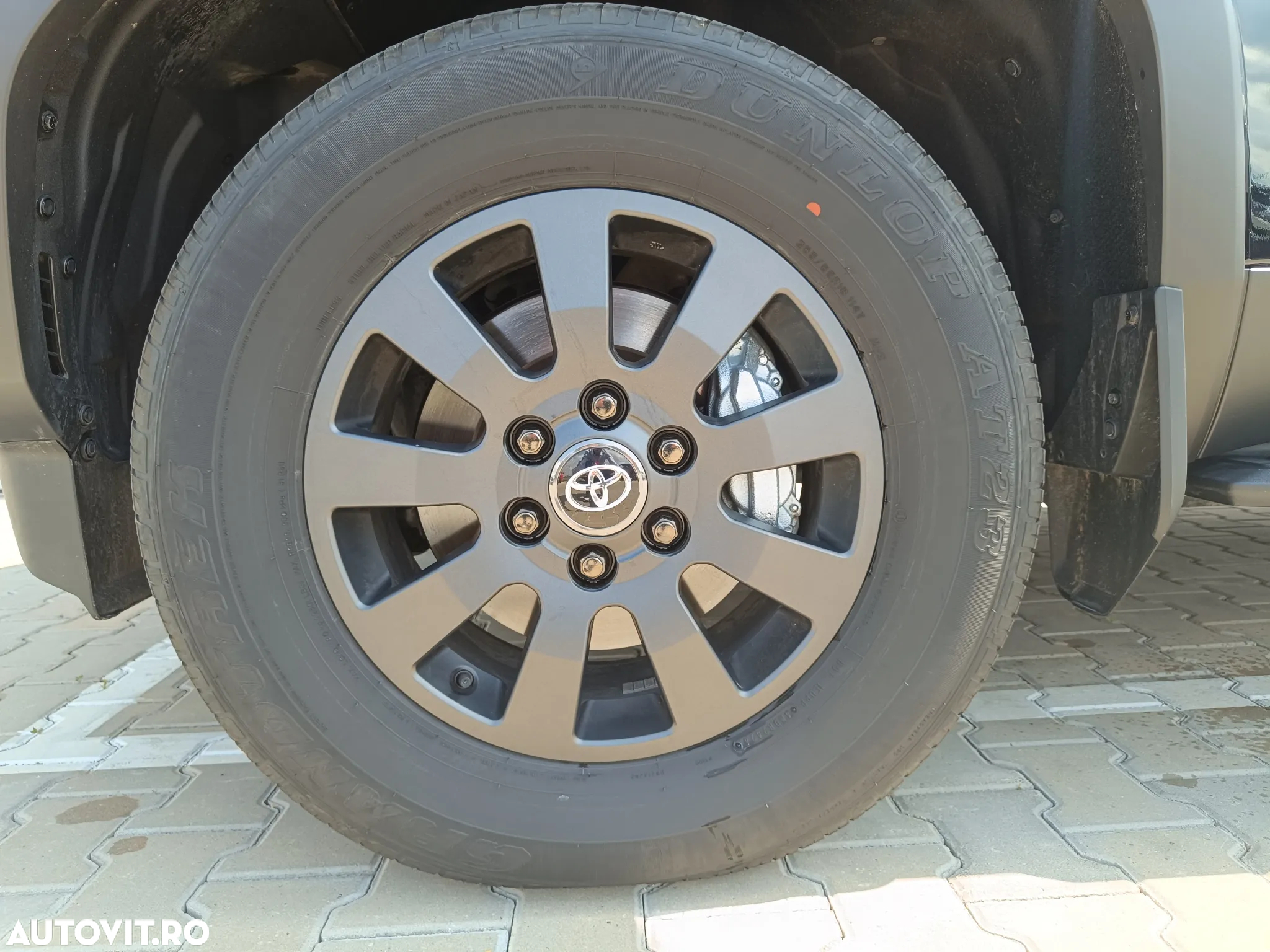 Toyota Land Cruiser 2.8l D-4D 204 CP A/T 7 locuri Executive - 5