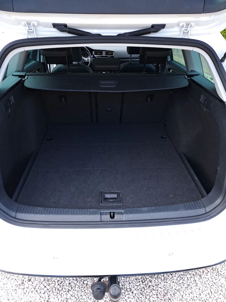 Volkswagen Golf 1.6 TDI BlueMotion Technology Comfortline - 13