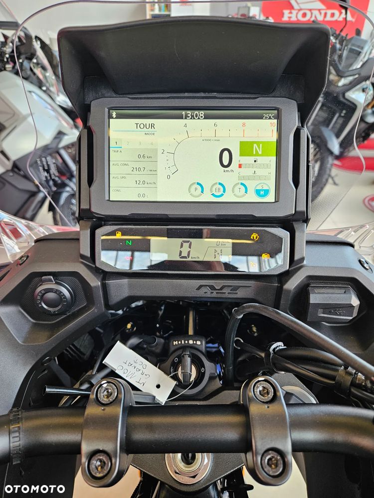 Honda NT - 8