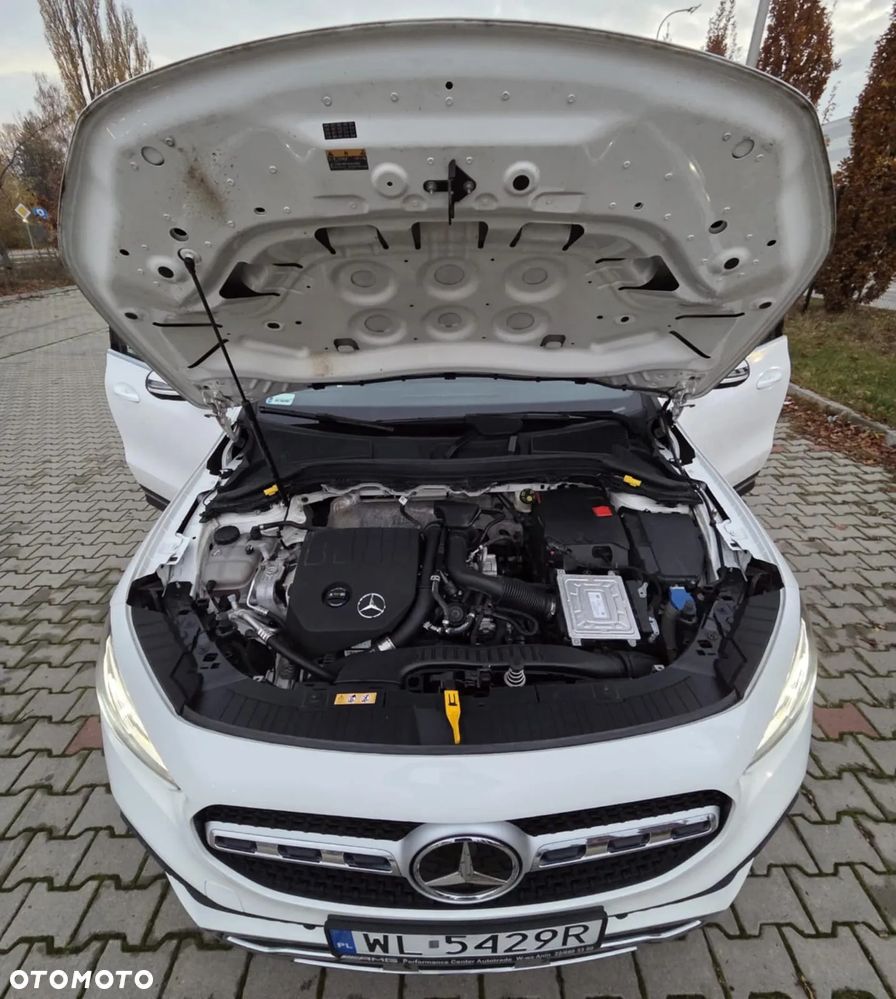 Mercedes-Benz GLA 200 Business Edition - 11