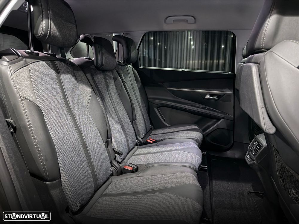 Peugeot 5008 1.5 BlueHDi Allure Pack EAT8 - 39