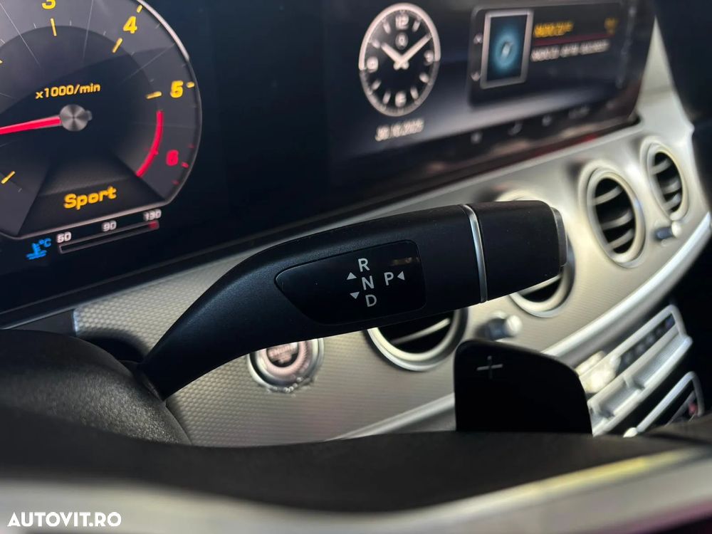 Mercedes-Benz E 200 d T 9G-TRONIC - 16