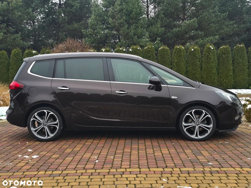 Opel Zafira 1.4 T Cosmo EcoFLEX S&S - 8