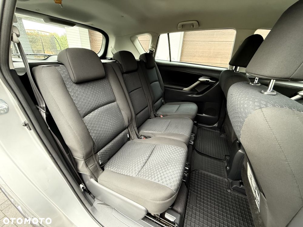 Toyota Verso 1.8 Edition - 23