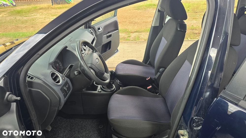 Ford Fusion 1.25 Black Magic - 33