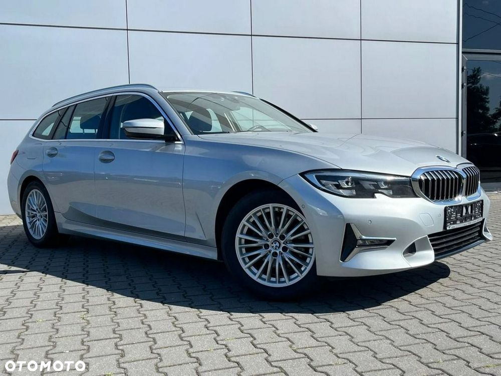 BMW Seria 3 320d Luxury Line - 7