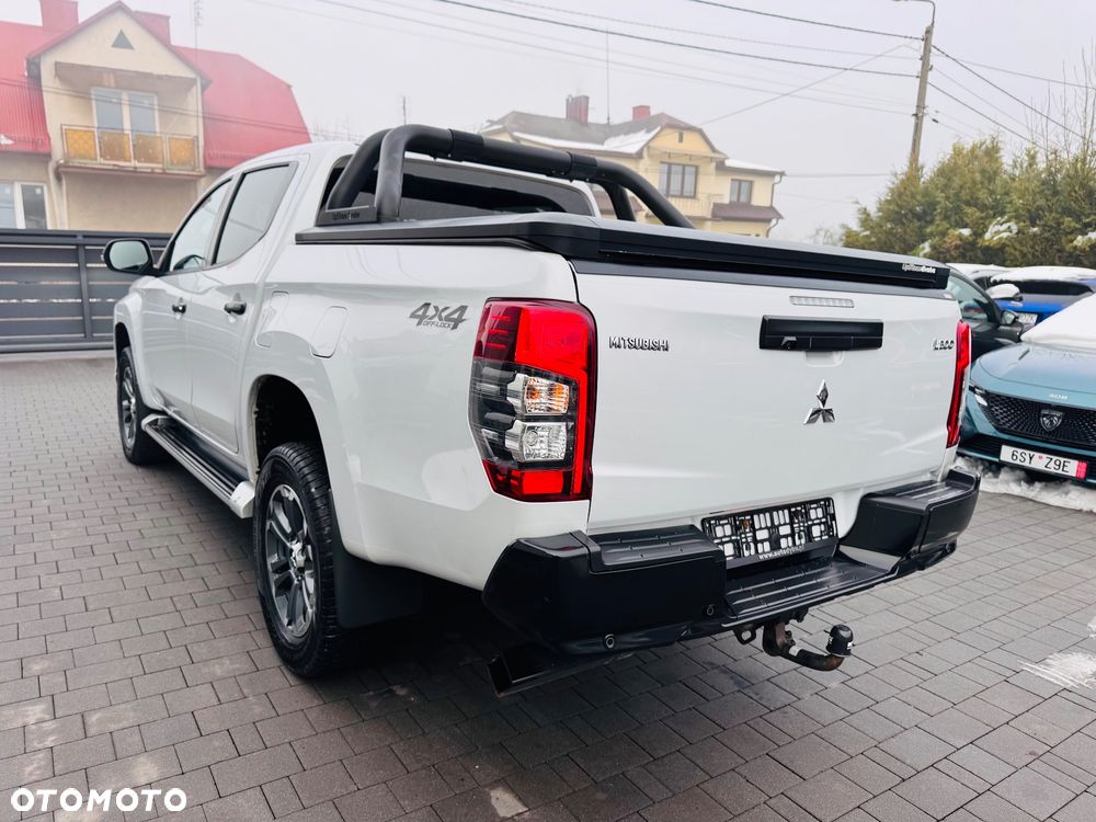 Mitsubishi L200 Pick Up 4x4 S&S Autm Double Cab Top - 15