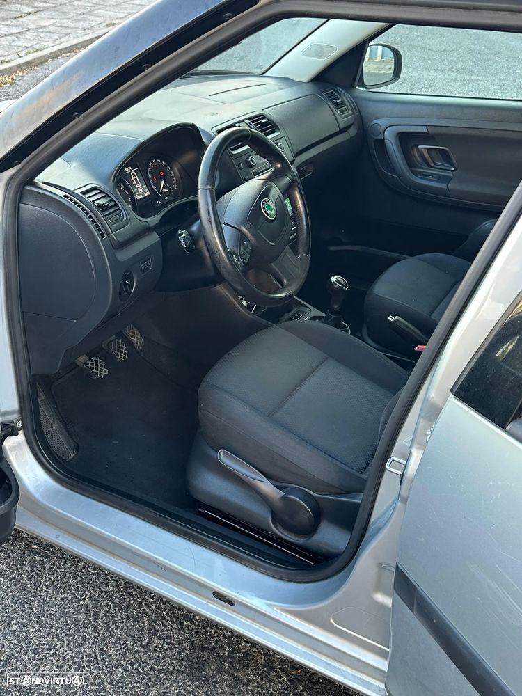 Skoda Roomster 1.6 TDI Classic - 24