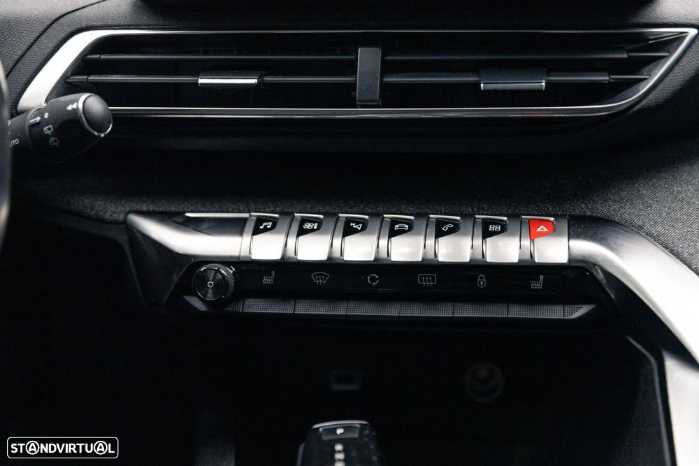 Peugeot 5008 1.5 BlueHDi Allure EAT8 - 40