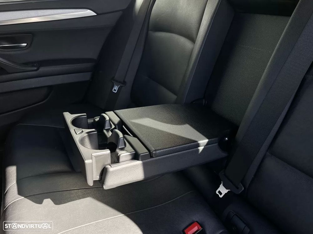 BMW 535 d xDrive Pack M Auto - 26