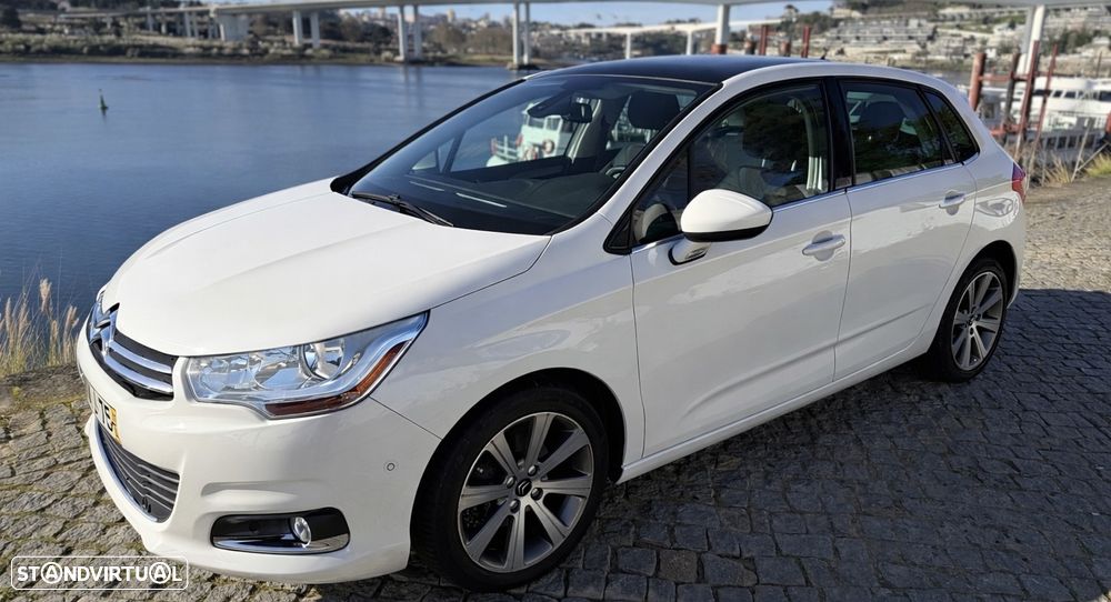 Citroën C4 e-HDi 115 ETG6 Exclusive - 2