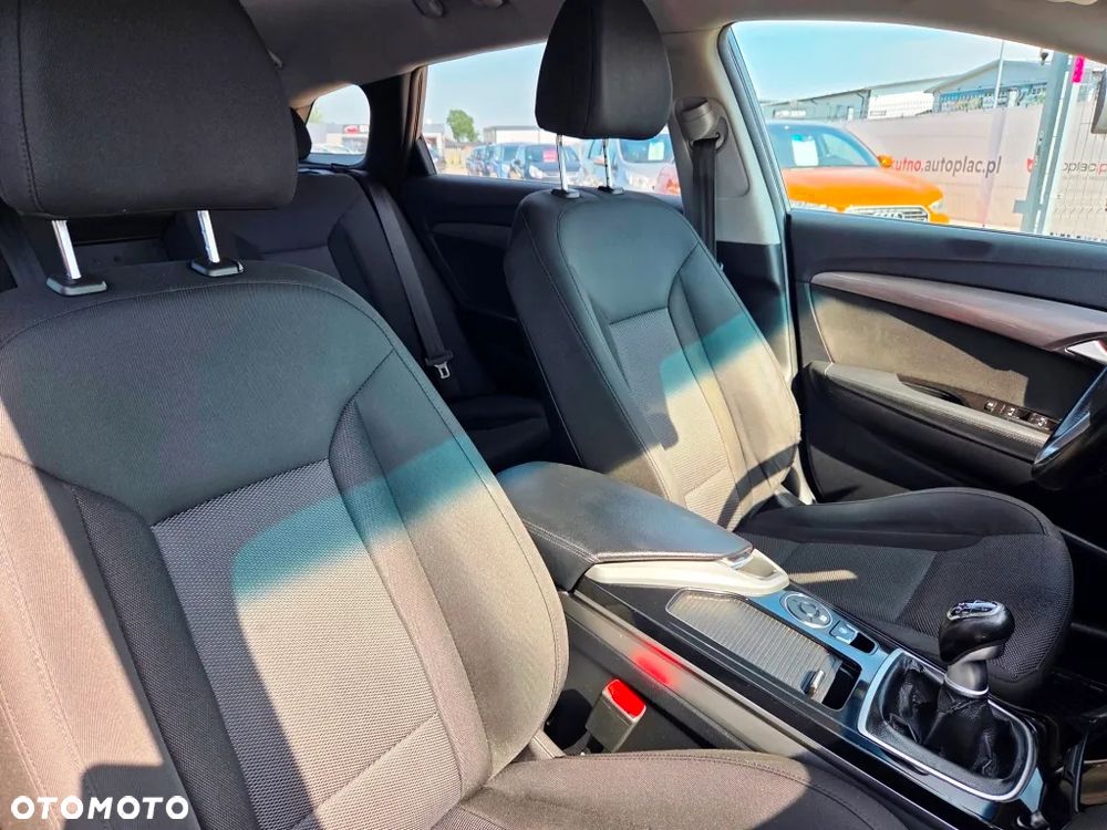 Hyundai i40 Kombi blue 1.7 CRDi Style - 31