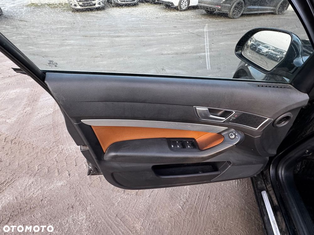 Audi A6 Avant 2.0 TDI DPF multitronic - 14