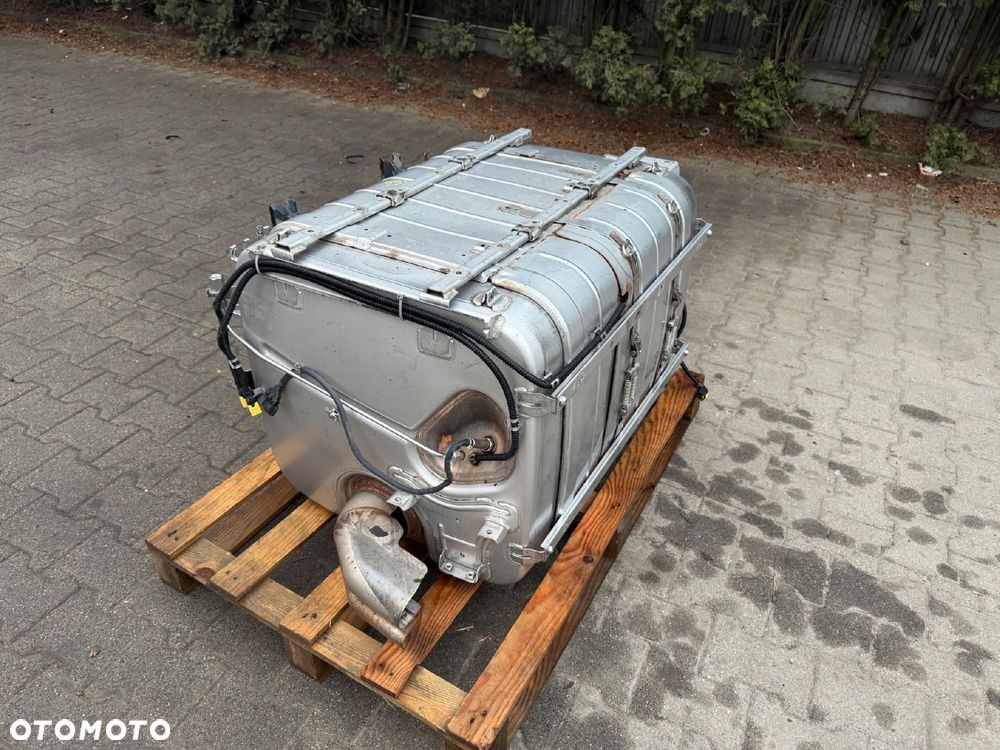 TŁUMIK KATALIZATOR MERCEDES ACTROS MP4 A0064908612 OM471 ORYGINAŁ DPF - 1