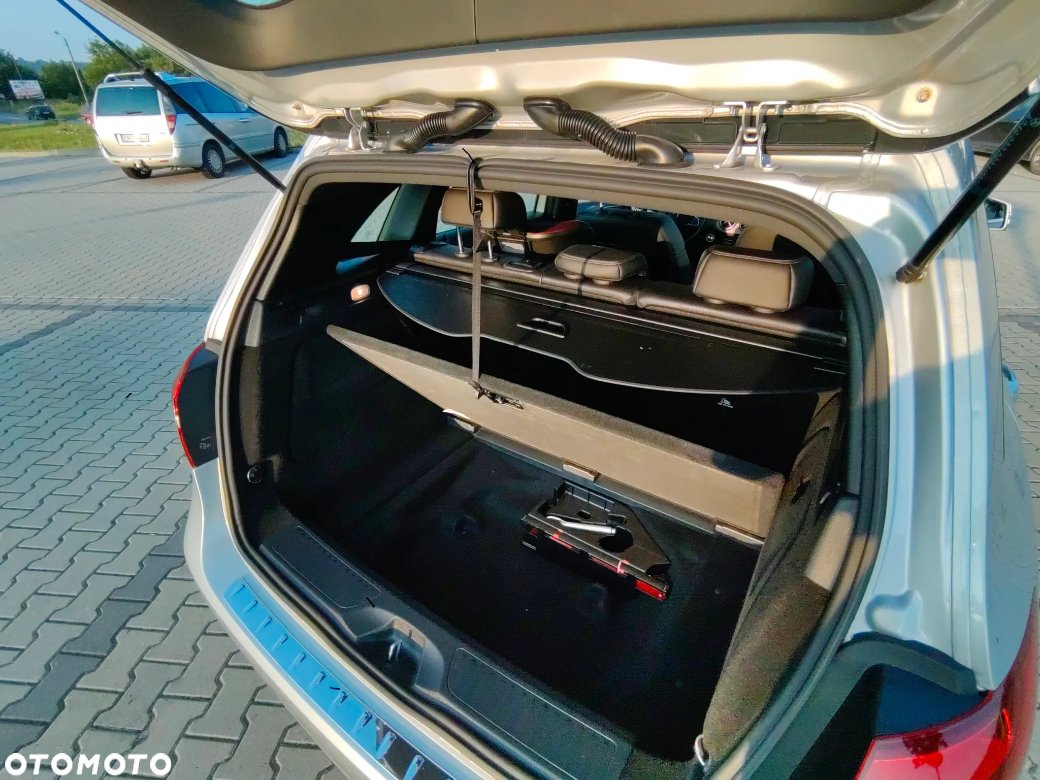 Mercedes-Benz Klasa B 200 7G-DCT Style - 18