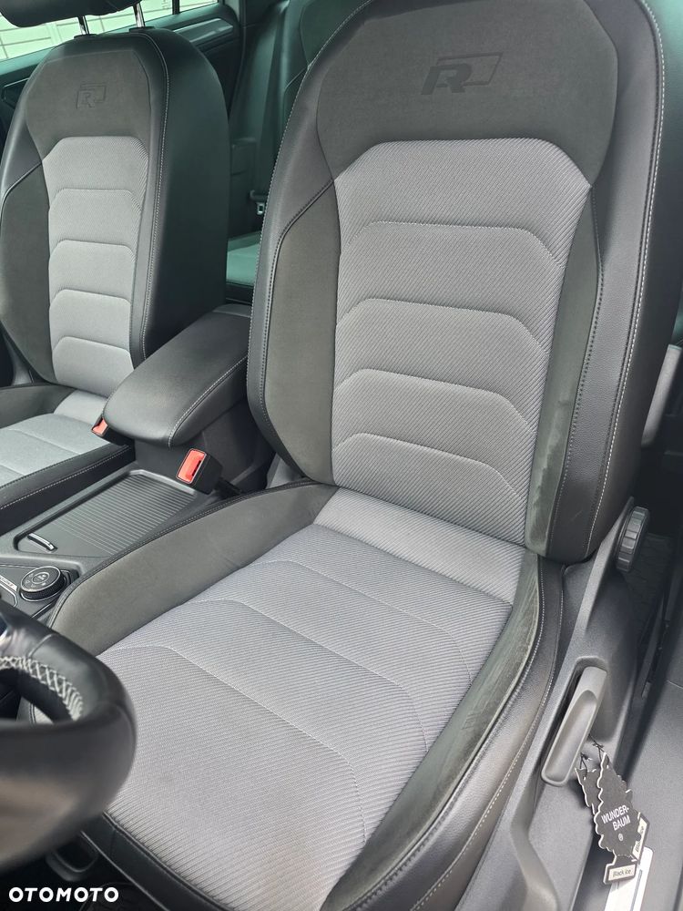 Volkswagen Tiguan - 27