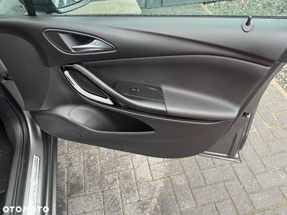 Opel Astra 1.6 D (CDTI) Start/Stop Innovation - 24