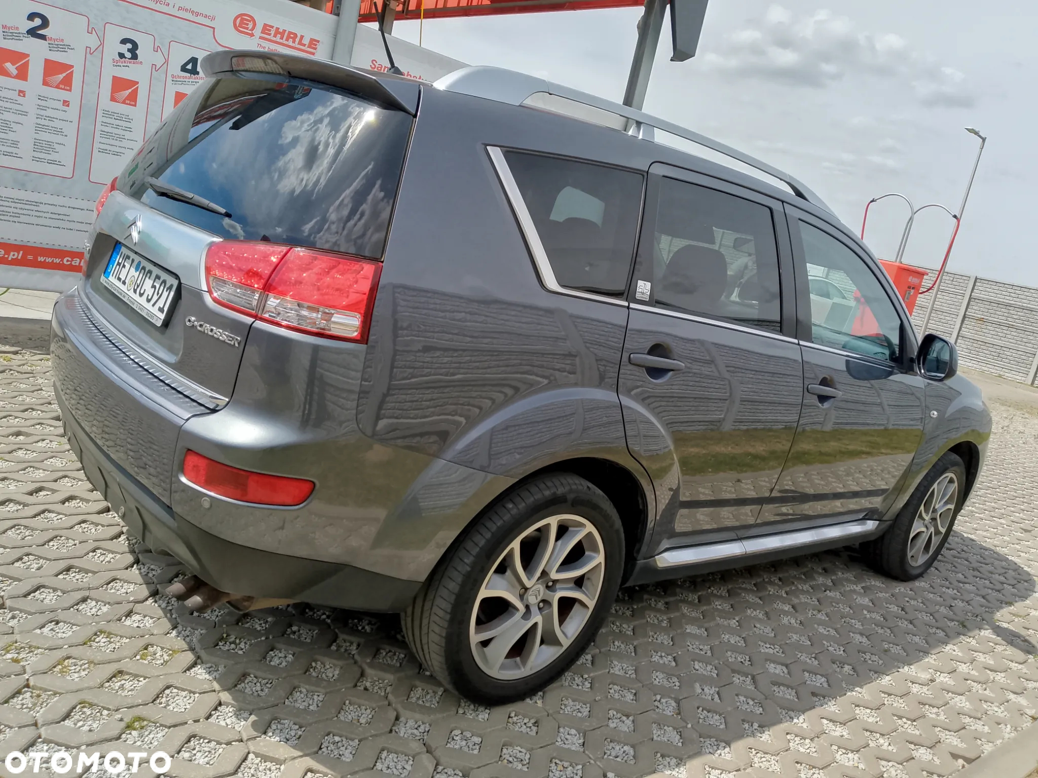 Citroën C-Crosser 2.2 HDi Exclusive - 3