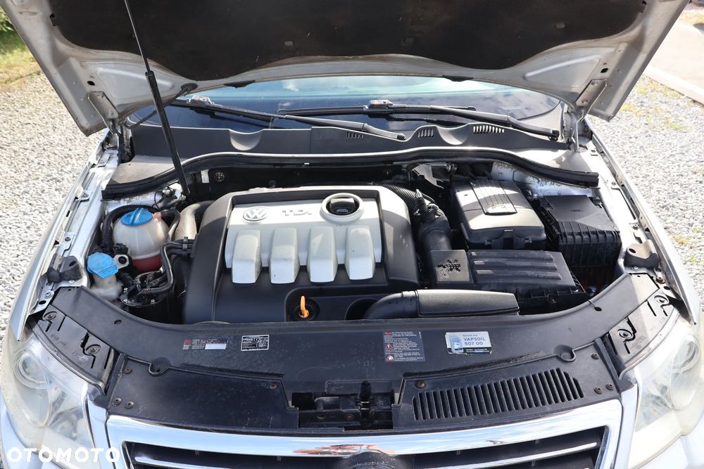 Volkswagen Passat 1.9 TDI Trendline - 14