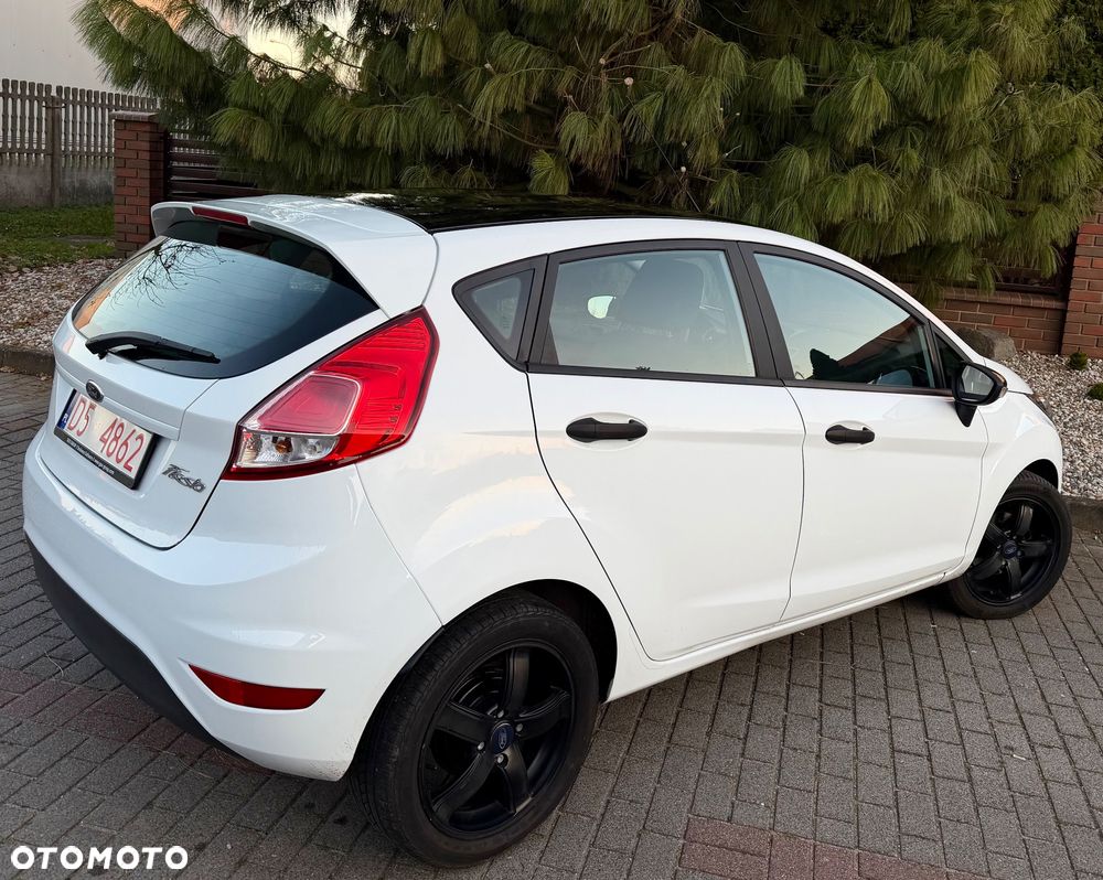 Ford Fiesta 1.25 Titanium - 14