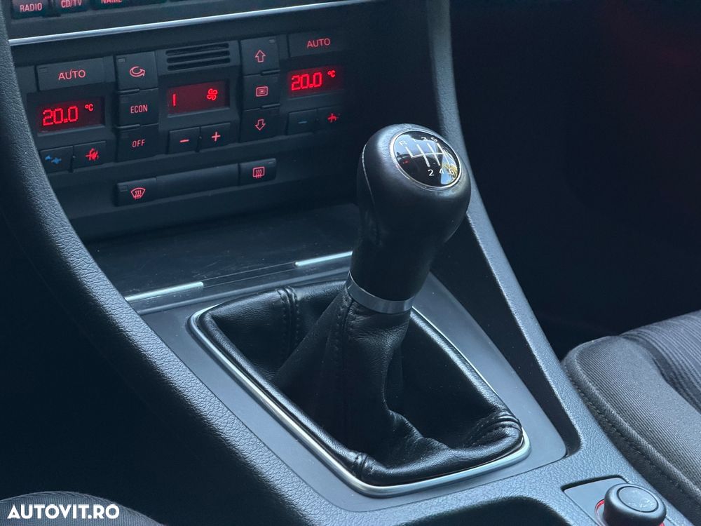 Audi A4 Avant 2.0 TDI - 6