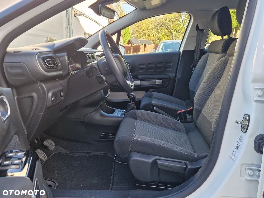 Citroën C3 Pure Tech 82 ELLE - 16