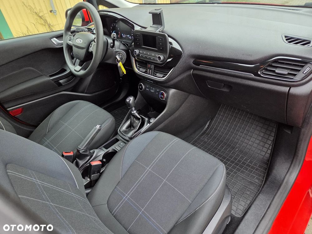 Ford Fiesta 1.0 EcoBoost S&S TREND - 16