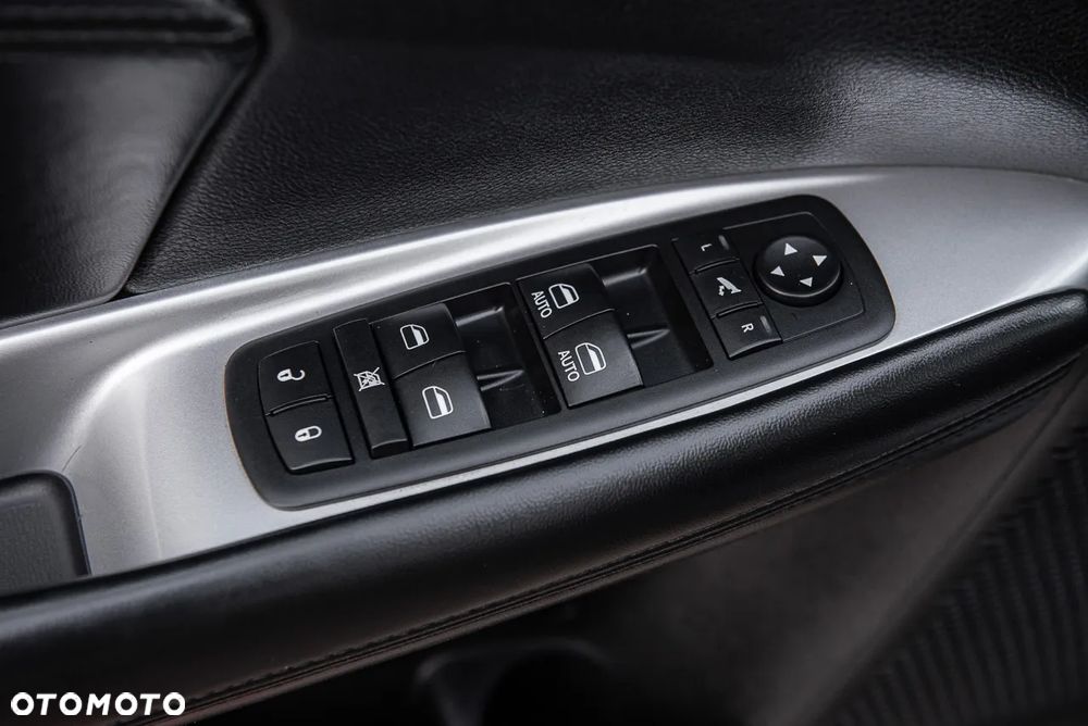 Fiat Freemont 2.0 Multijet 16V DPF Automatik Allrad Lounge - 16