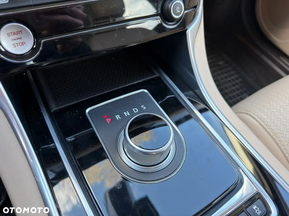 Jaguar XF E-Performance Prestige - 21