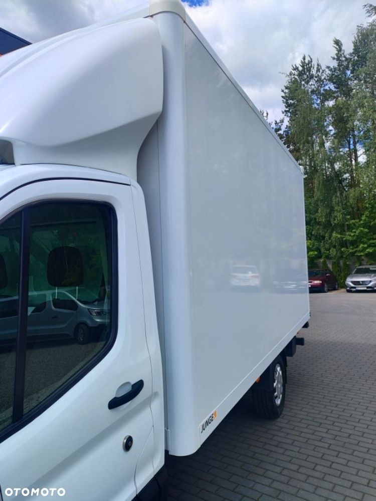 Ford Transit - 30