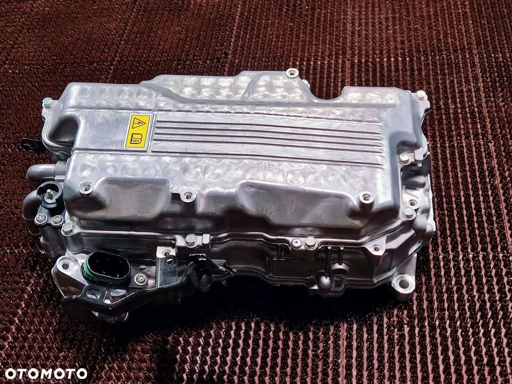 HONDA CR-V 2.0h 4x4 od 2023r Falownik - 4