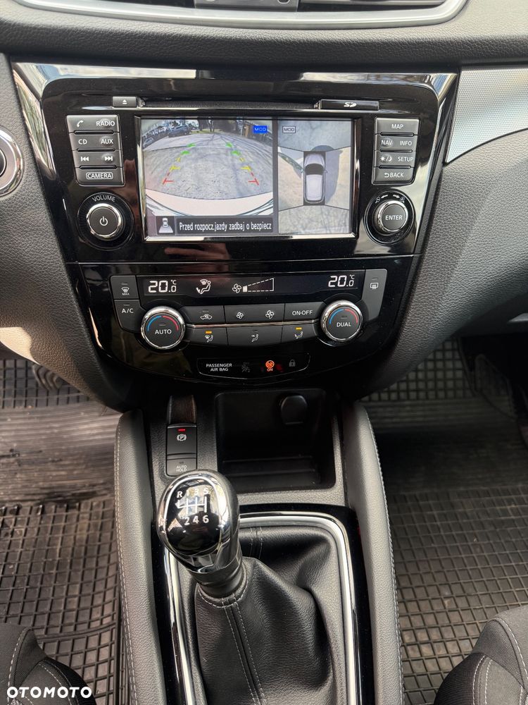 Nissan Qashqai 1.2 DIG-T N-Connecta EU6 - 11