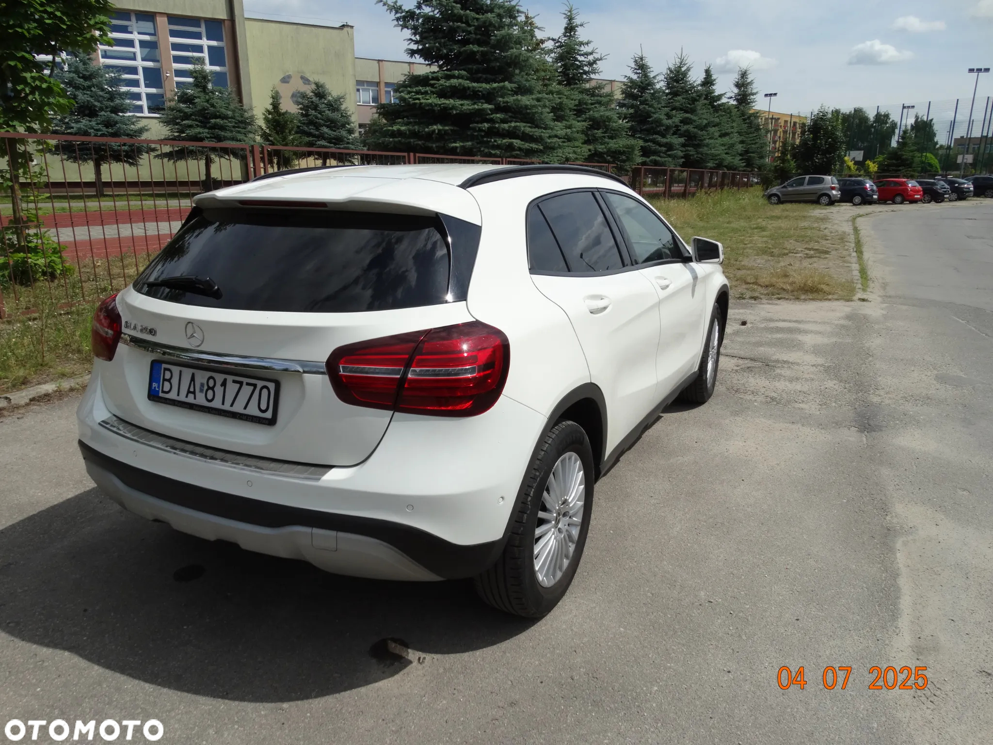 Mercedes-Benz GLA 200 7G-DCT - 10