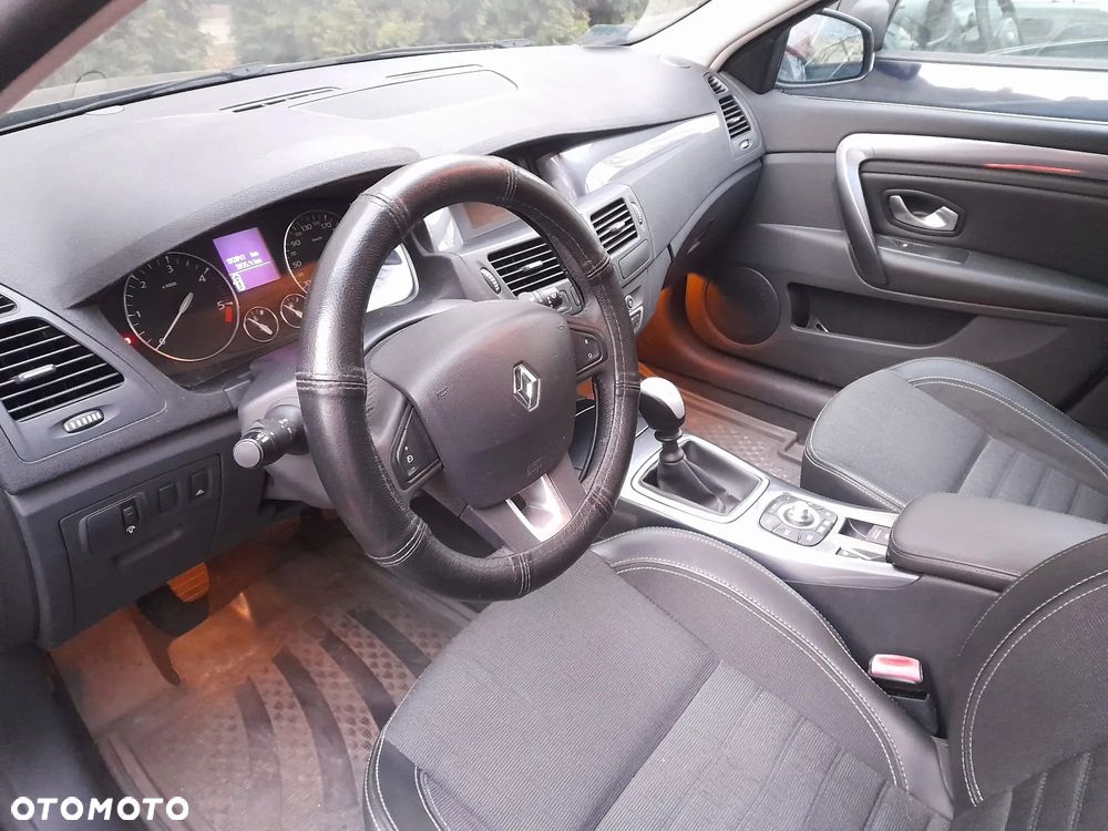 Renault Laguna 2.0 dCi Dynamique - 17