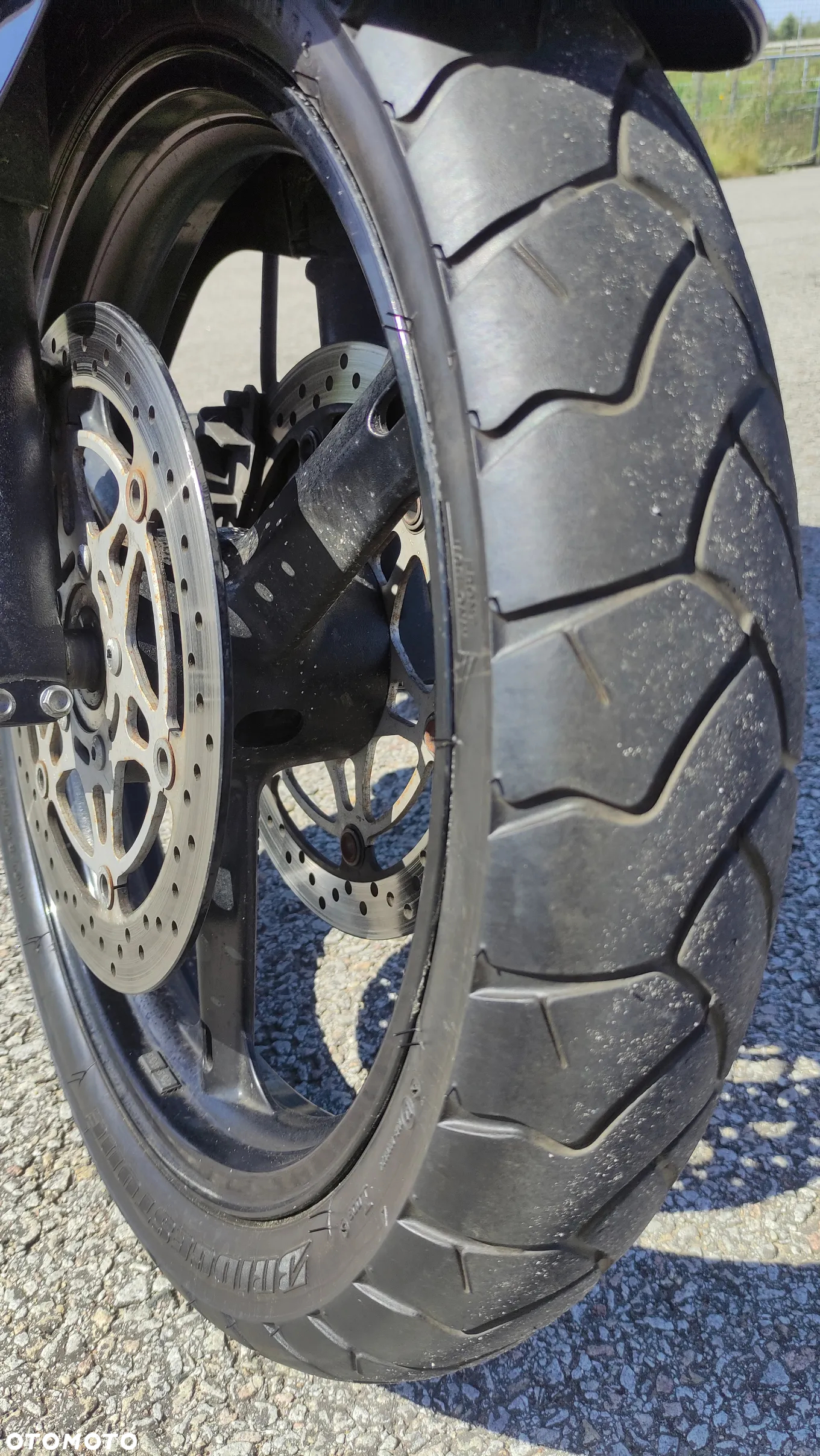 Suzuki V-STROM - 11