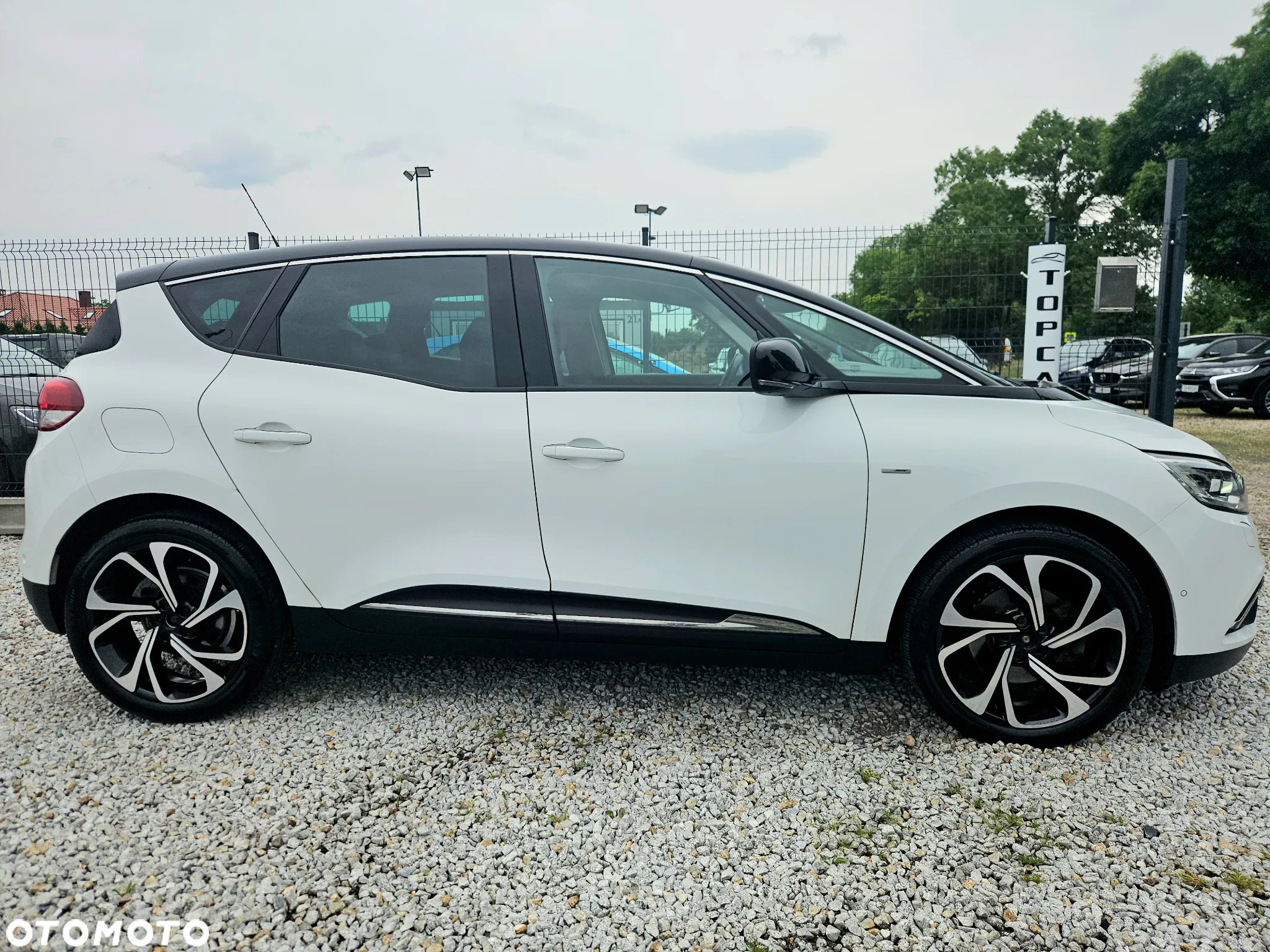 Renault Scenic ENERGY dCi 160 EDC BOSE EDITION - 16