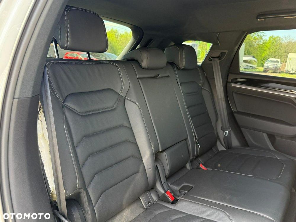 Volkswagen Touareg 3.0 V6 TDI SCR 4Motion Automatik R-Line - 18