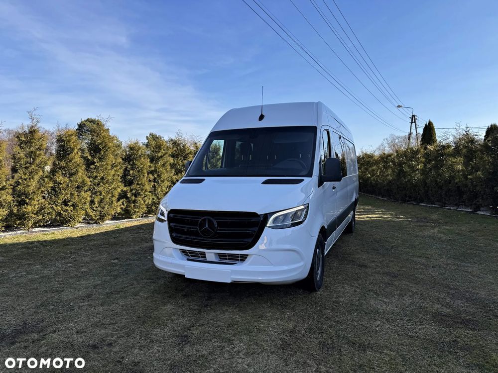 Mercedes-Benz Sprinter - 1